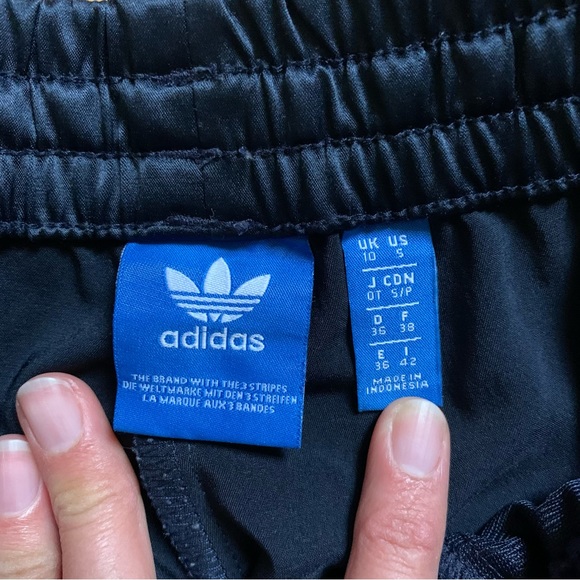 Adidas cropped track pants - Picture 4 of 5